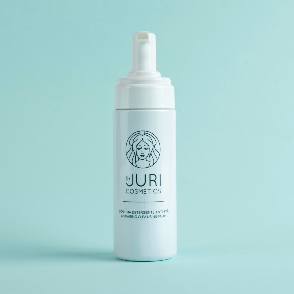 Schiuma Detergente Antietà - Dr Juri Cosmetics